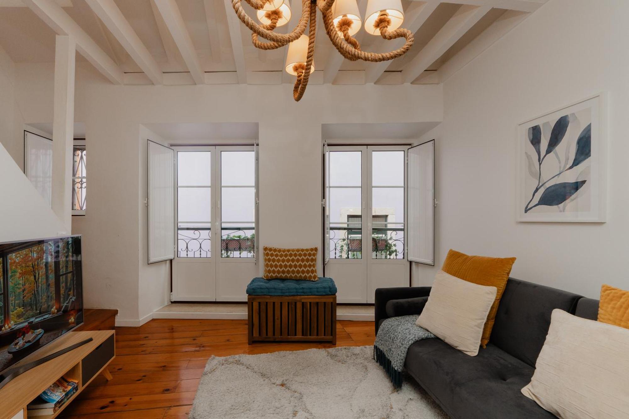 Apartmán Stylish Getaway In A Mezzanine Flat By The Castle Lisboa Exteriér fotografie
