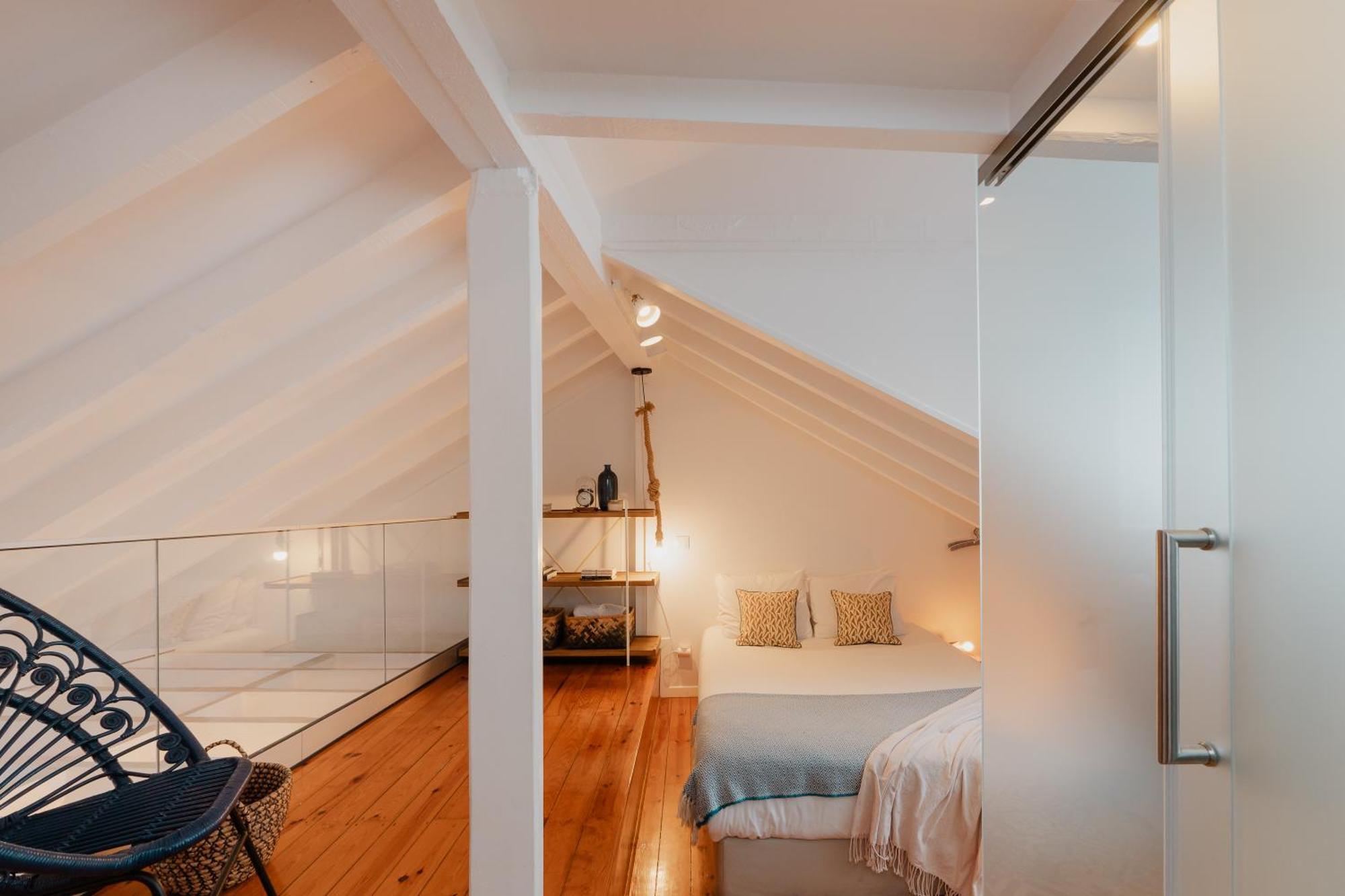 Apartmán Stylish Getaway In A Mezzanine Flat By The Castle Lisboa Exteriér fotografie